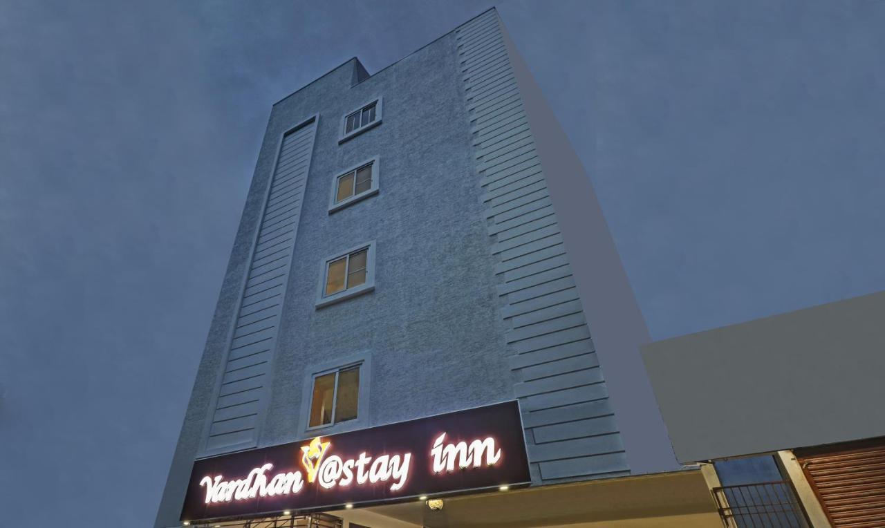 Itsy By Treebo - Vardhan Stay Inn Tirupati Luaran gambar