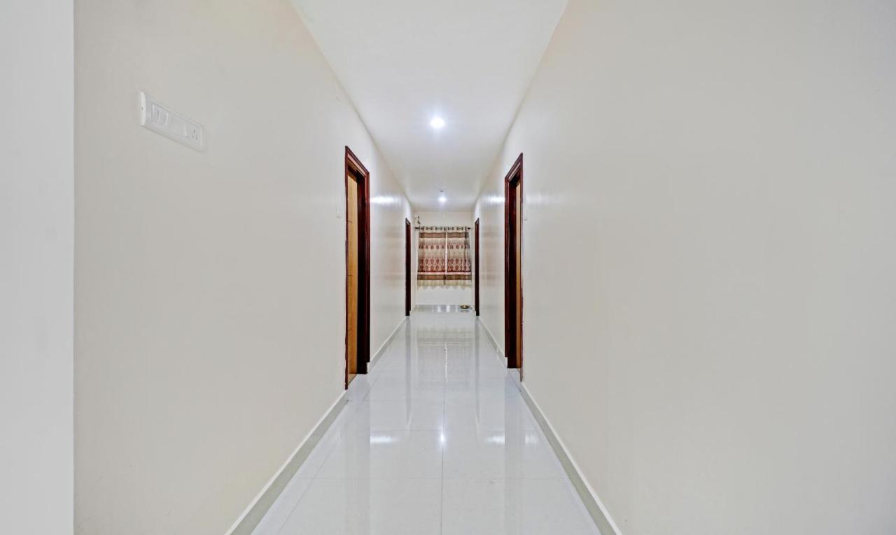 Itsy By Treebo - Vardhan Stay Inn Tirupati Luaran gambar